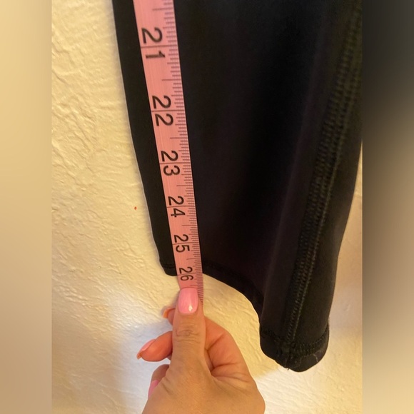 Lululemon cropped leggings - Picture 5 of 10